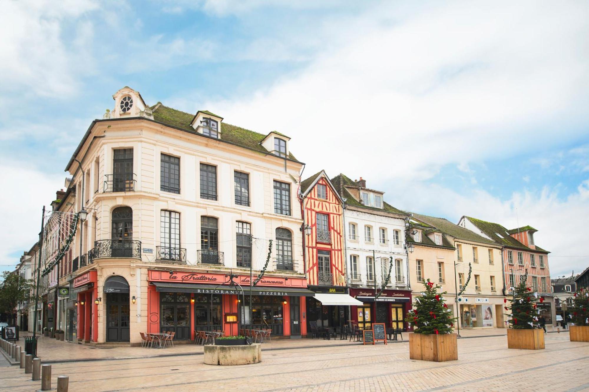 Le Laurencin Sens - Le Duplex - Coeur De Ville Luaran gambar